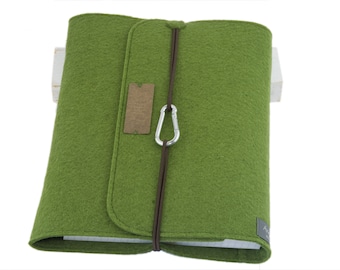 vegan ring binder A5 ring binder PERSONALIZED green sustainable felt gift planner calendar Filofax guest folder hotel folder wedding folder