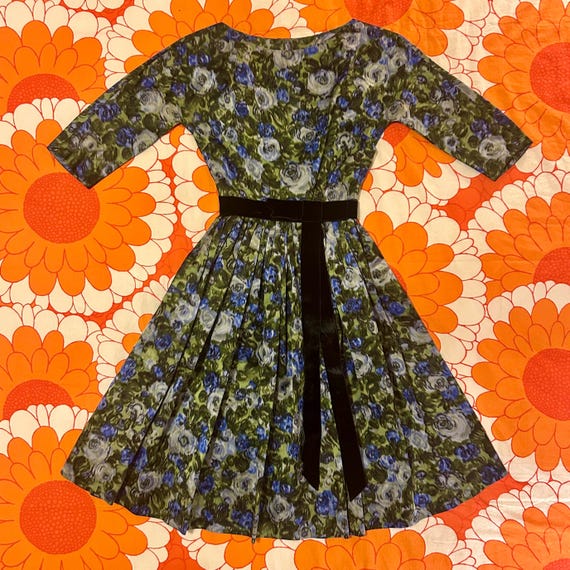 1950s Floral Fit & Flare Dress: Handmade Vintage Green Blue Velvet Belt 0 XS