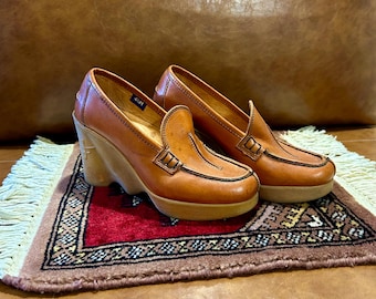 Famolare Hi-up Wavy Wedge Heels Brown Womens Vintage 70s Size