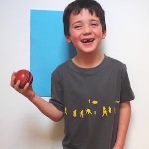 Boys Cricket T shirt, kids Cricket Gift, childs cricket t shirt, cricket gift kids, cricket gift, cricket match