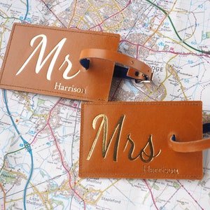 Mr and Mrs personalised leather luggage tags, Wedding travel gift, valentines gift
