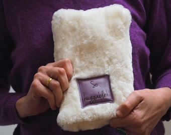Handmade sheepskin micro hot water bottle cover with your message 500ml,gift for her, mom gift, grandma gift, christmas hotwater bottle gift