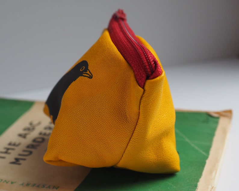 Small Blackbird Purse, handmade from a soft yellow leather, leather gift, gift for her, coin pouch, coin wallet, mom gift, grandma gift image 3