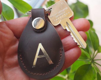Personalized Leather AirTag Keychain: Handmade air tag christmas Key Fob