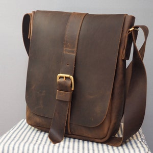 Sac à boucle en cuir pour homme, sac pour homme en cuir marron, sac cartable en cuir, cartable pour homme, sac en cuir pour homme, sac en cuir pour homme fête des pères