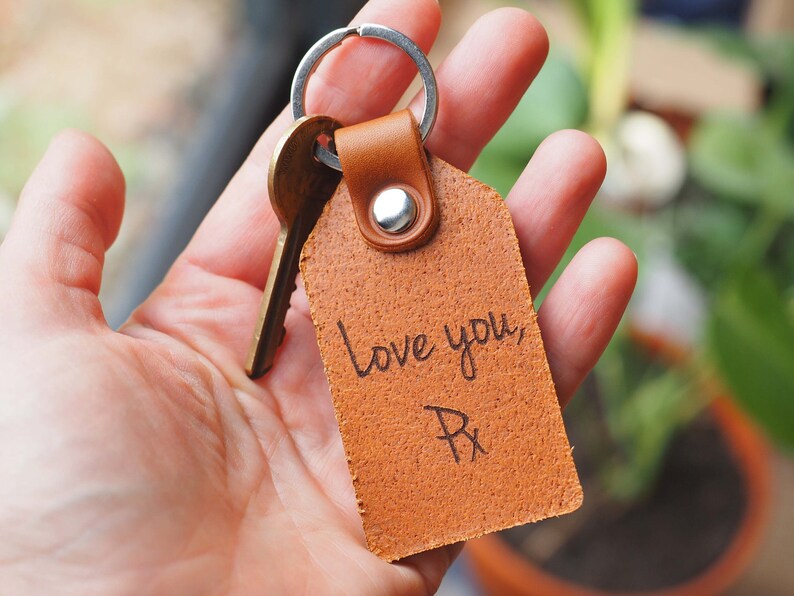 Your handwriting personalized leather key chain, key fob, key ring, leather gift, grandparent gift, handwritten memories, father's day gift Message on back