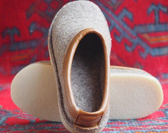 Felt slipper clogs, Valentines slippers, cosy clogs for men and women, size 13 slippers,  size 14 slippers, size 15 slippers
