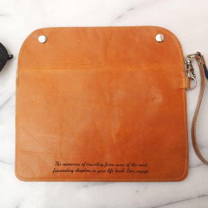 Cartera de viaje familiar de cuero personalizada con mapa del mundo, regalo de cuero, regalo de viaje, porta pasaporte, estuche para pasaporte, regalo de viaje imagen 2
