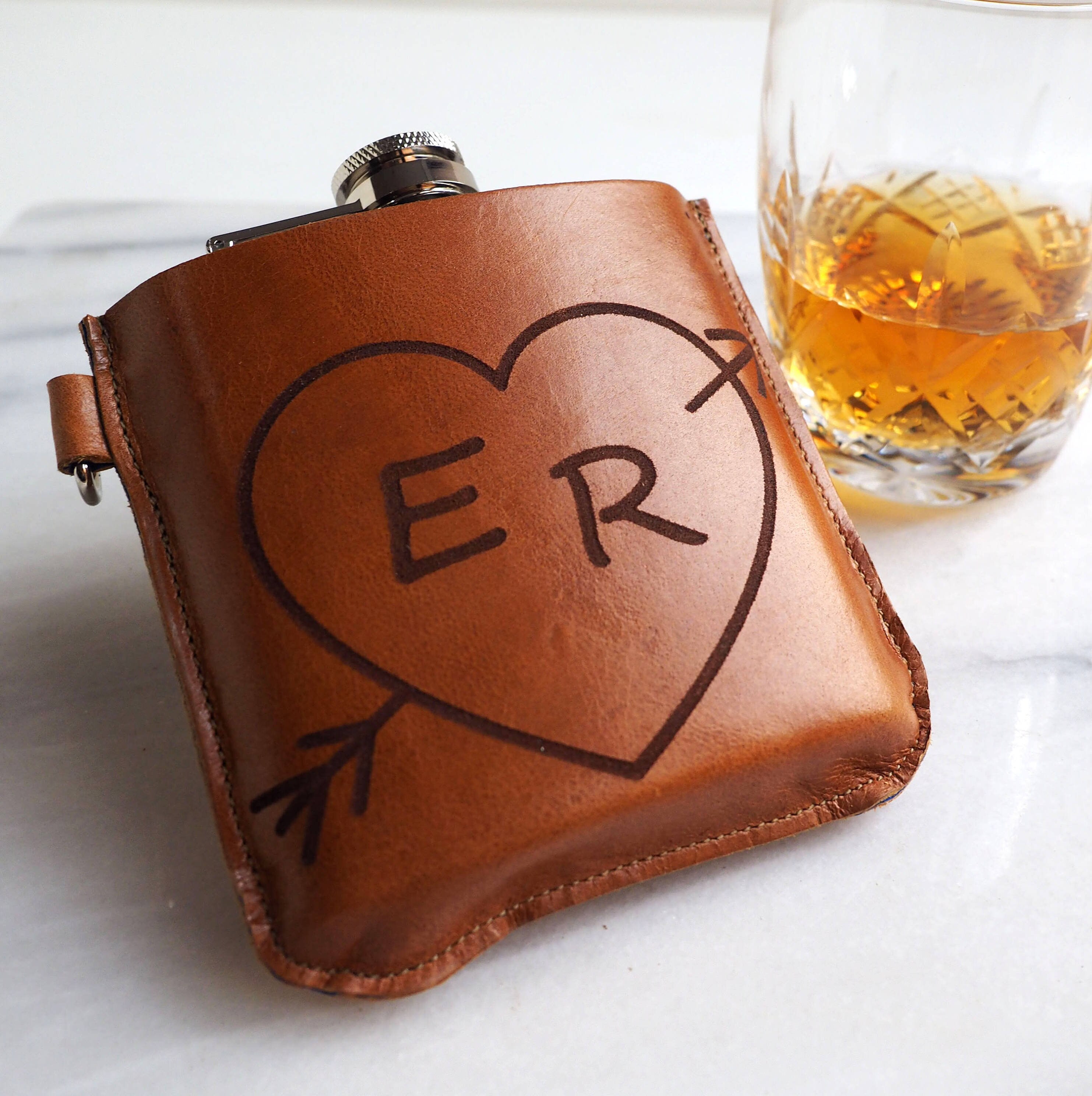 Flacon de Hanche en Cuir Personnalisé, Cadeau Saint-Valentin, Pour Lui, Saint-Valentin sur Mesure, P