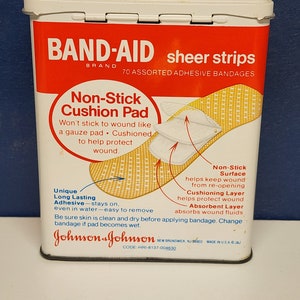 Bandes transparentes Band Aid de Johnson & Johnson, paquet économique de 70 image 3