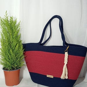 CARTERA HECHA A MANO