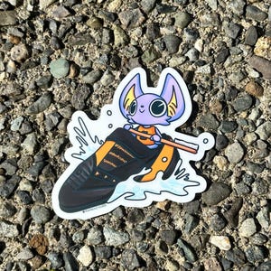 Sticker kano klimschoen | Cadeau voor rotsklimmen | Klimcadeau | Sticker boulderen | Buitensticker | Buitencadeau | Klimmen