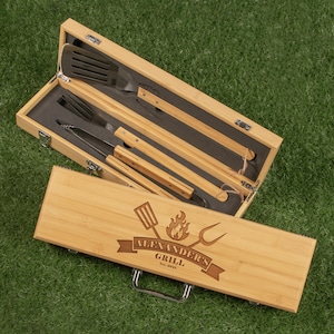 Custom&#39;s Grill Laser Engraved Bamboo Grill Set, Fun Custom Gift for Dad, Father&#39;s Day Grill Master Dad Gift, Gift for Grandfather