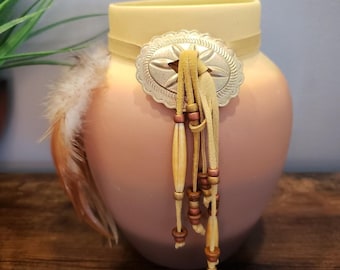 Monague Native Crafts Jarrón de boda hecho a mano Misión BC Canadá Plumas Concho