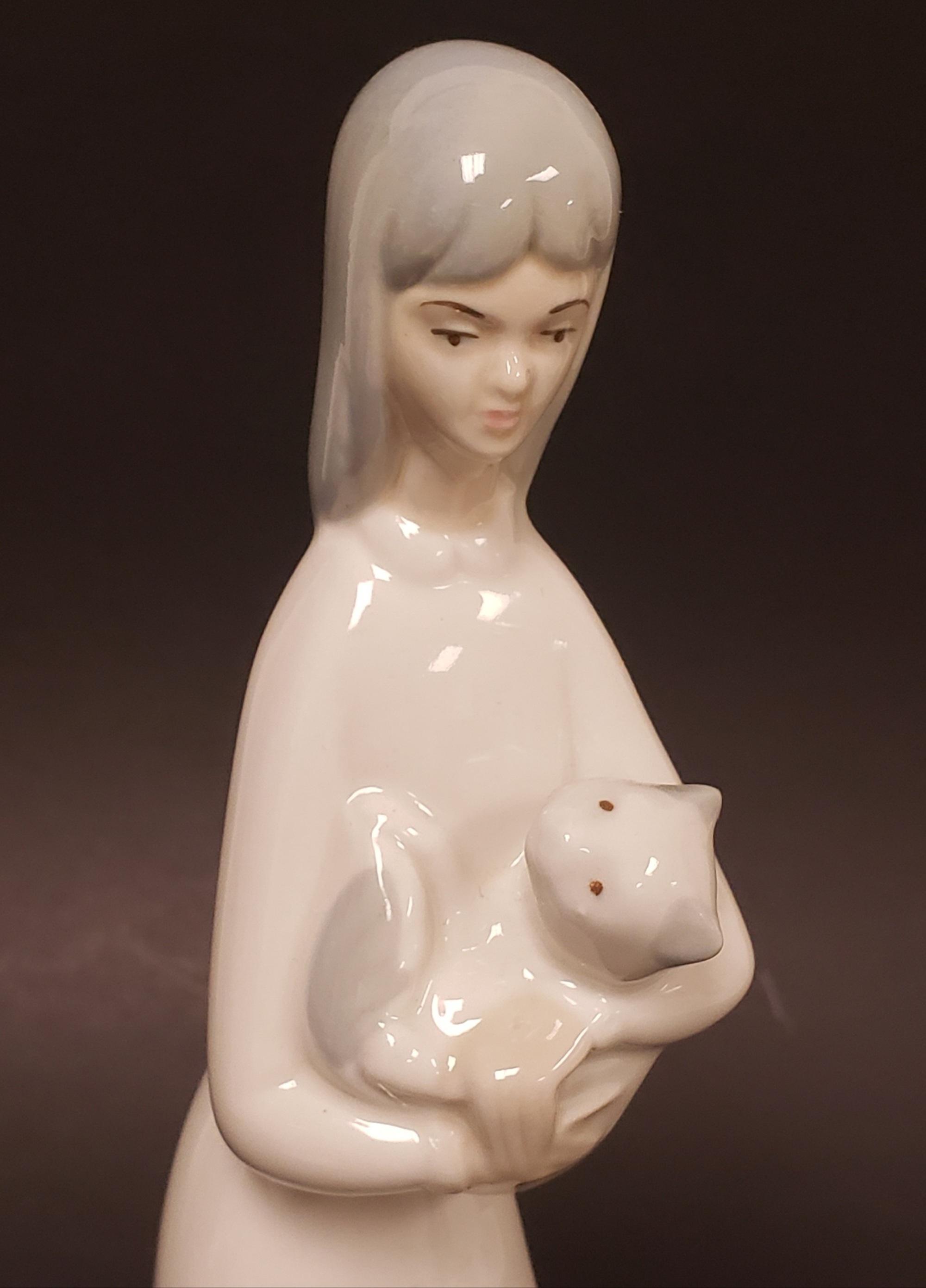 Miquel Requena S A - Etsy