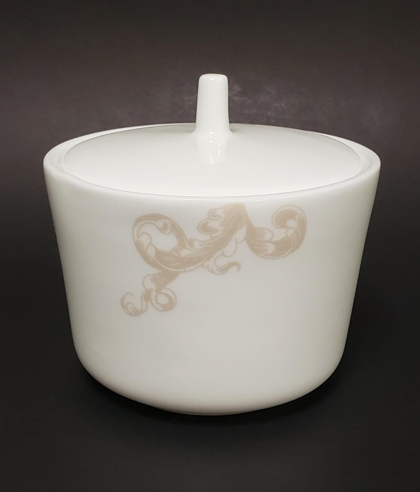 ヴィンテージ ロイヤルドルトン「ブルーム」コレクション タン