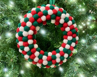 Felt Ball Pompom Wreath  |  Handmade  |  Red, Green & White Christmas Wreath  |  17.5 cm Wreath  |  Xmas Decoration  |  Christmas Gift