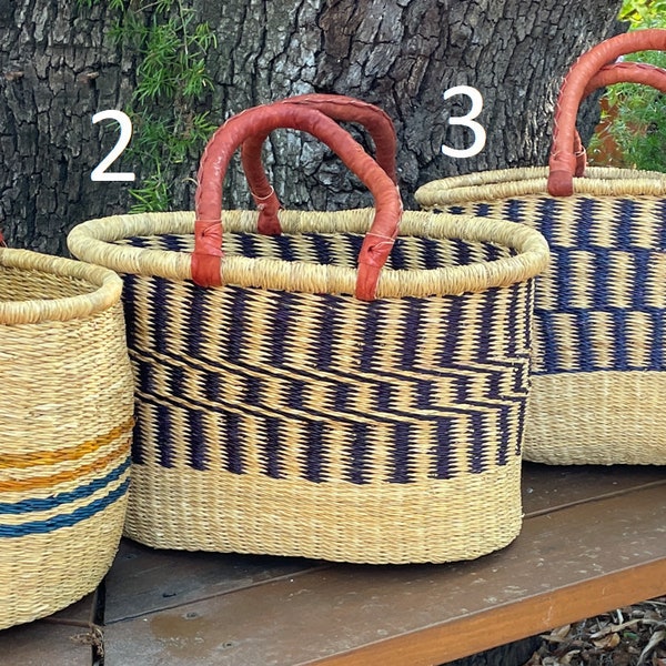 African basket - Large oval basket with 2 handles - Bolga basket -fairly traded basket- Farmers market, picnic, beach basket - Yarn basket