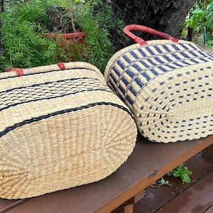 African basket - Bolga basket - Grass basket - Large oval basket with 2 handles -fairly traded basket- Farmers market, picnic, beach basket Bild 6