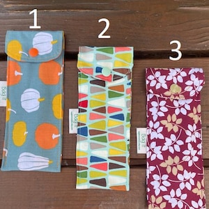 Travel carrying pouch and bamboo cutlery - Picnic cutlery case - Fabric cutlery pouch - Bamboo cutlery - Plastic free - Cutlery pouch