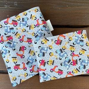 Reusable sandwich and snack bags - Vespas - Reusable sandwich bag - Eco friendly - Reusable snack bags - Plastic free - Girly Vespas