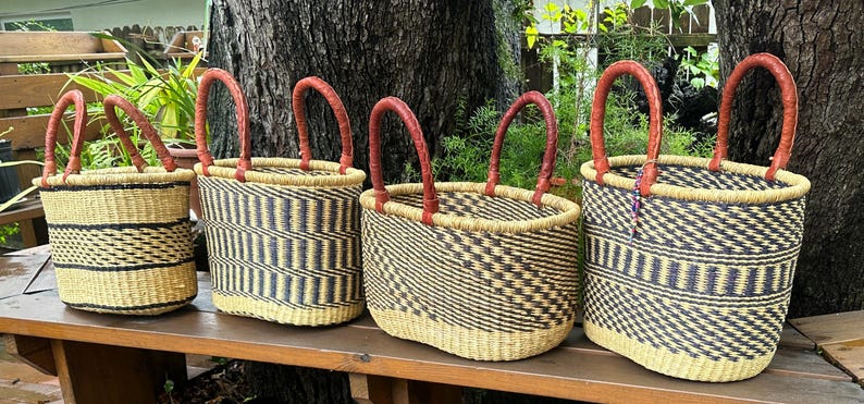 African basket - Bolga basket - Grass basket - Large oval basket with 2 handles -fairly traded basket- Farmers market, picnic, beach basket Bild 12