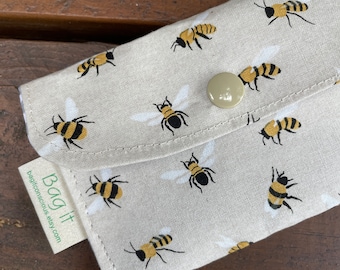 Coin purse - gift card holder - business or credit cards wallet - USB cable organizer- Small fabric pouch - Save the bees