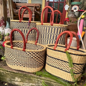 African basket - Bolga basket - Grass basket - Large oval basket with 2 handles -fairly traded basket- Farmers market, picnic, beach basket Bild 11