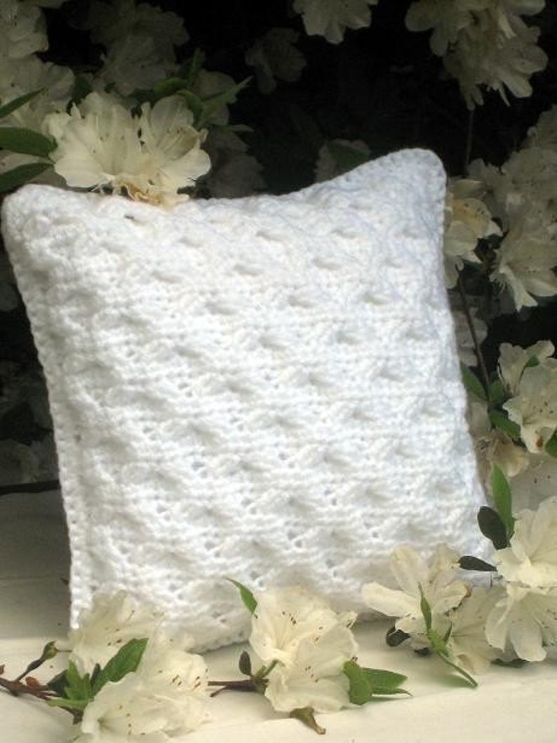 CROCHET PATTERN, Ring Pillow Cover, Classic Elegance image 5