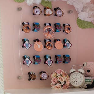 Zavus Medal Display, Clear With Stainless Steel Hardware, 25 Medal