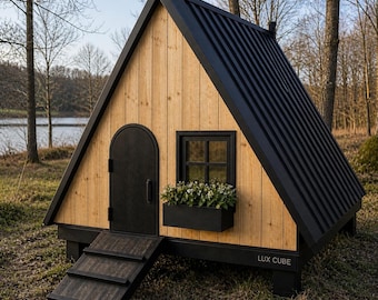 The Cozy Cabin Coop, up to 12 chickens or ducks, 6x6