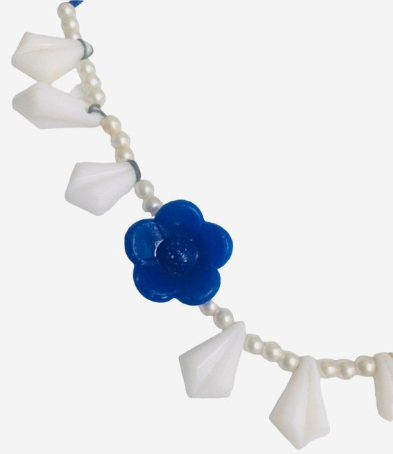 Vtg Necklace Cobalt Royal Blue Flowers Faux Pearl… - image 3