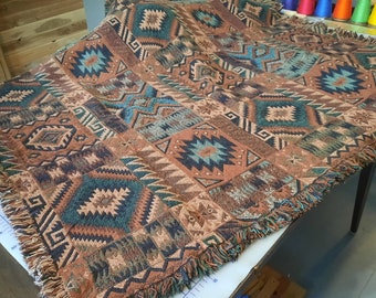 Southwestern Cotton Jacquard Throw 2 of 4