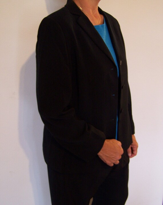 women's pant suits size 18