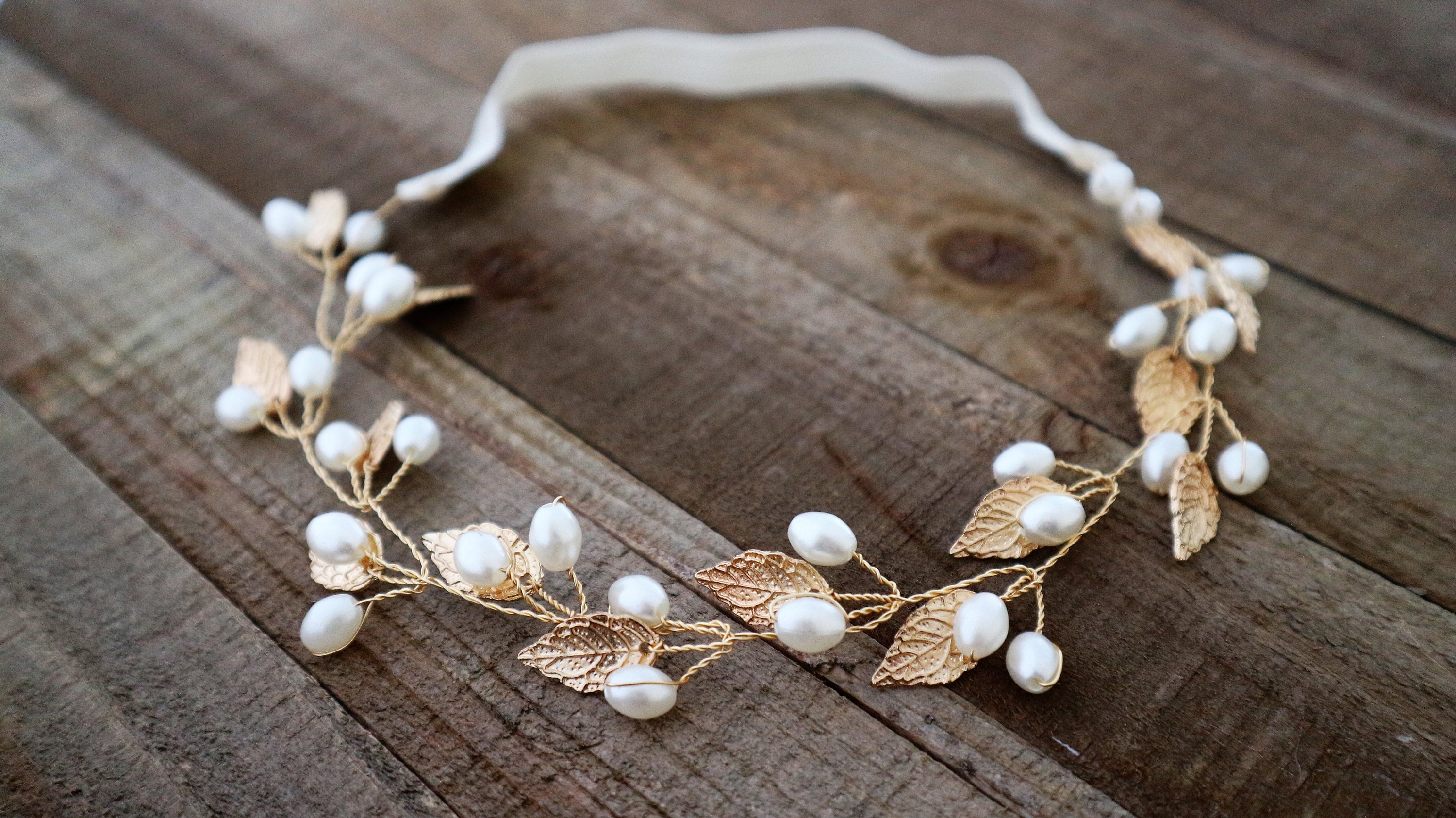 Gold Leaf Pearl Bridal garter vine, Bridal Accessories, Wedding Accessories, Wedding Garter, Keepsake Garter#121