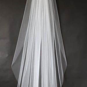 wedding veil, Bridal Veil, Minimalist Tulle Veil, Ballet Veil, Waltz Veil, Wedding Accessories, Ivory veil