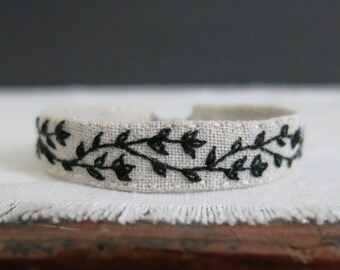 Hand Embroidered Vine Cuff Bracelet, Black Floral Bracelet, Natural Linen, Textile Art Jewelry, Boho Style, Gift For Women, Ready to ship