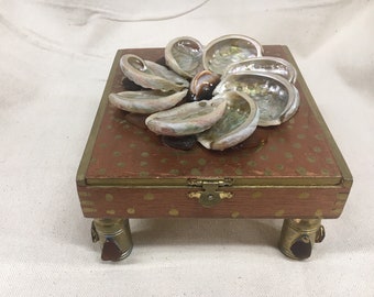 Abalone 4 compartment ShellBox