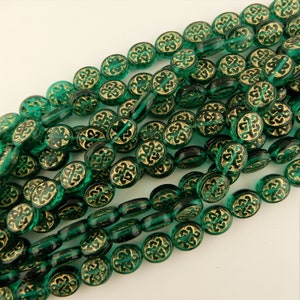 Vintage 10mm x 8mm Oval Celtic Knot Emerald Green & Gold Czech pressed Glass beads (20 beads)