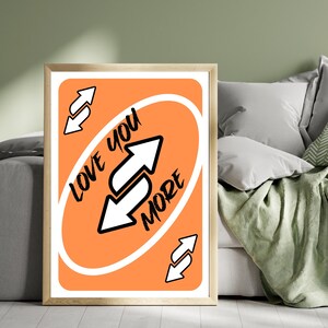 Impresión "Te amo más", arte de pared retro naranja imprimible, arte de pared con naipes, arte de pared femenino, decoración de pared preppy para el día de San Valentín, arte de pared moderno