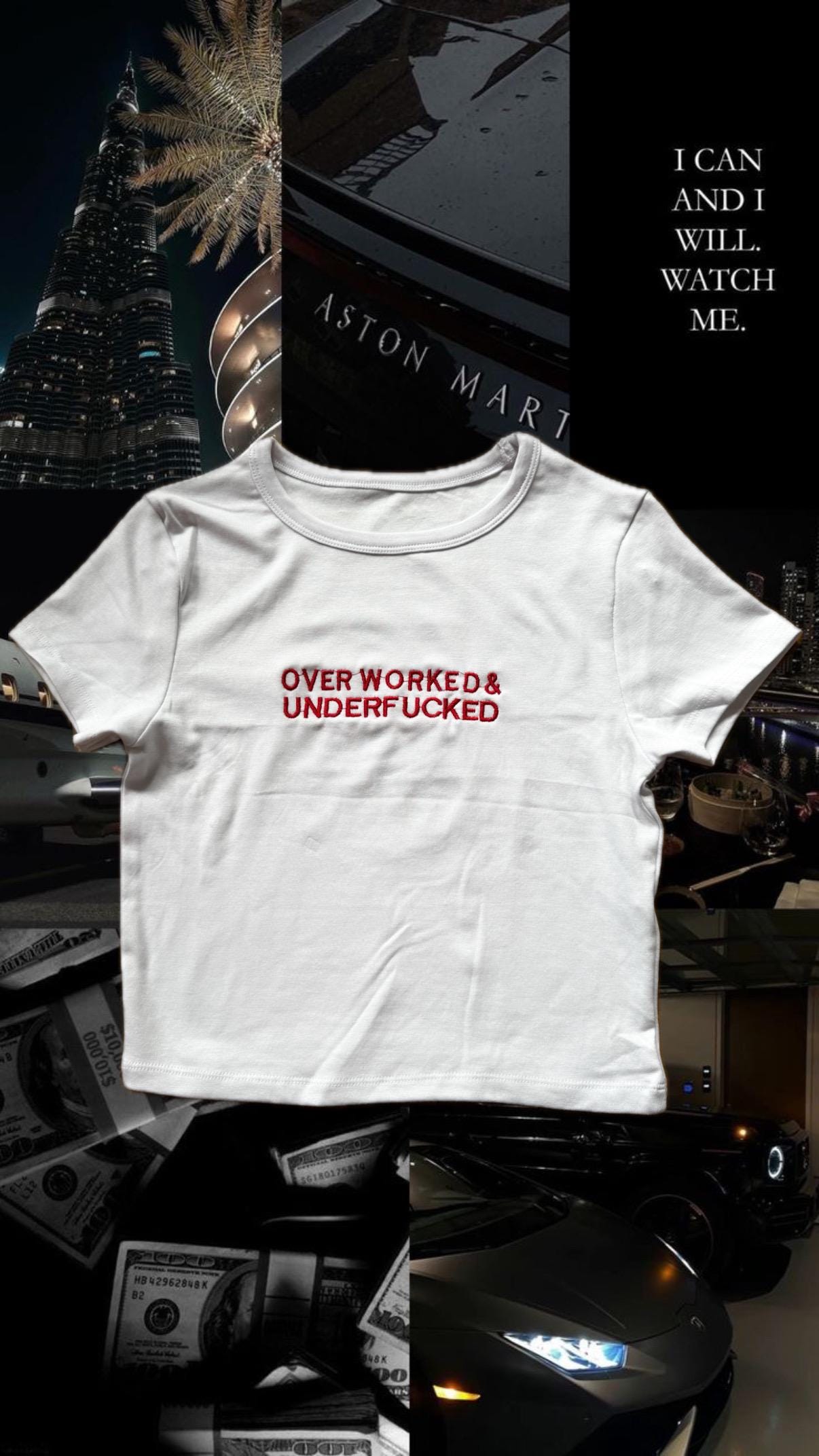 あなたには生意気すぎるクロップトップ