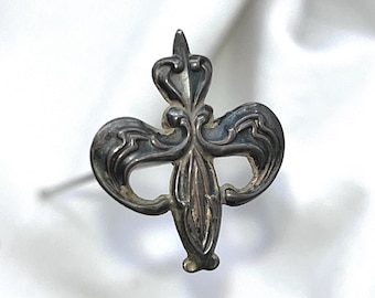 Antique Sterling Fleur De Lis Stick Pin