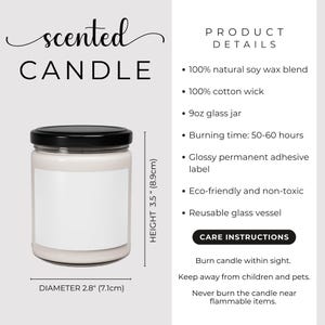 Puede incluir: Una vela perfumada en un tarro de vidrio con tapa negra. La vela mide 8,9 cm de alto y 7,1 cm de di&aacute;metro. La etiqueta est&aacute; en blanco. El texto de la imagen incluye "scented CANDLE" y detalles del producto.