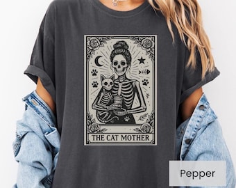 Camiseta de la Carta del Tarot del Gato, Camiseta de la Madre Gata, Camiseta de la Mamá Gata Bruja, Camiseta Gótica Vintage del Tarot, Regalo de Halloween para Amantes de los Gatos, Camiseta de Colores Cómodos