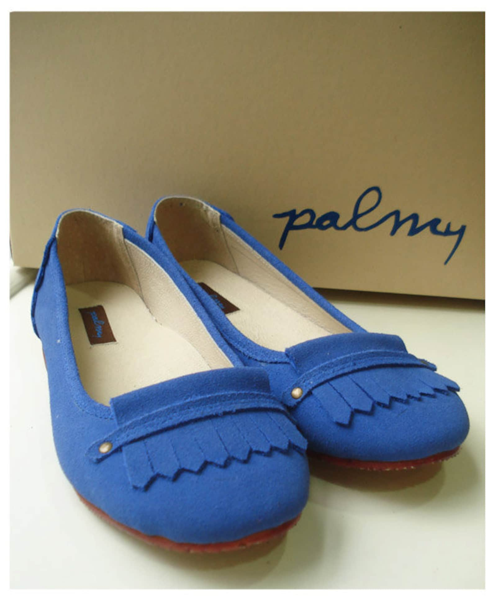 dolly navy, suede ballet flat shoes come with arch suppert , very soft and comfortable