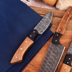 Chef Knives 5 Pcs, Damascus Knife Set, Personalised Chef Set, Kitchen Knives with Leather Roll, Professional Cooking Knives, Custom Chef Knife Set, Hand-Forged Knives, Kitchen Knife Gift Set, Damascus Steel Blades,Anniversary Gift, Culinary Knife Set