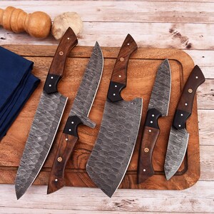 Chef Knives 5 Pcs, Damascus Knife Set, Personalised Chef Set, Kitchen Knives with Leather Roll, Professional Cooking Knives, Custom Chef Knife Set, Hand-Forged Knives, Kitchen Knife Gift Set, Damascus Steel Blades,Anniversary Gift, Culinary Knife Set