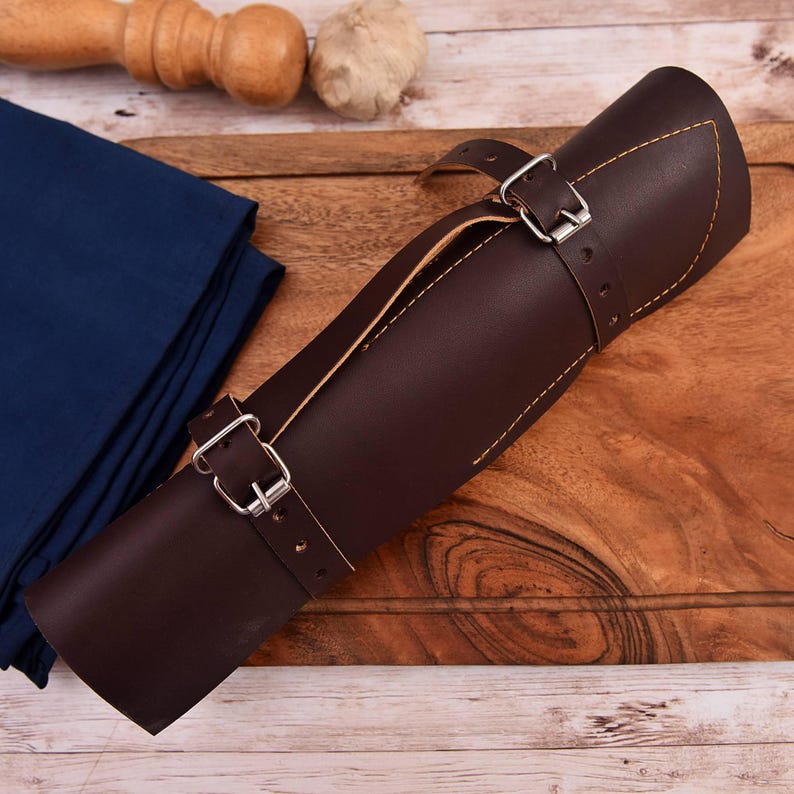 Chef Knives 5 Pcs, Damascus Knife Set, Personalised Chef Set, Kitchen Knives with Leather Roll, Professional Cooking Knives, Custom Chef Knife Set, Hand-Forged Knives, Kitchen Knife Gift Set, Damascus Steel Blades,Anniversary Gift, Culinary Knife Set