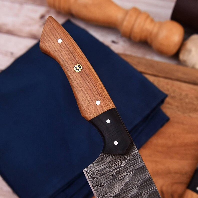 Chef Knives 5 Pcs, Damascus Knife Set, Personalised Chef Set, Kitchen Knives with Leather Roll, Professional Cooking Knives, Custom Chef Knife Set, Hand-Forged Knives, Kitchen Knife Gift Set, Damascus Steel Blades,Anniversary Gift, Culinary Knife Set