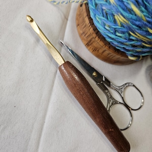 J Crochet Hook with Handturned Handle